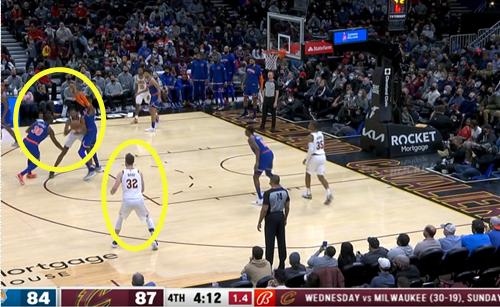 莫布里生涯新高38分,莫布里扎实内线脚步