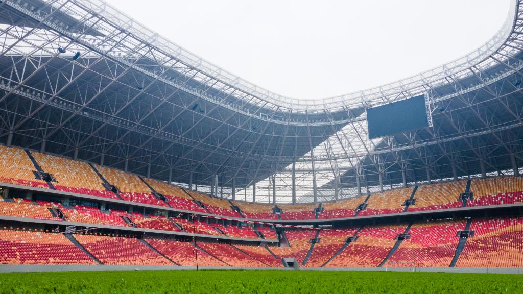 重庆两江新区龙兴足球场,重庆足球运动场建设