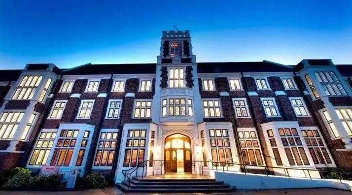 2022世界杯开幕式半身男孩,世界杯开幕式半身男孩素材