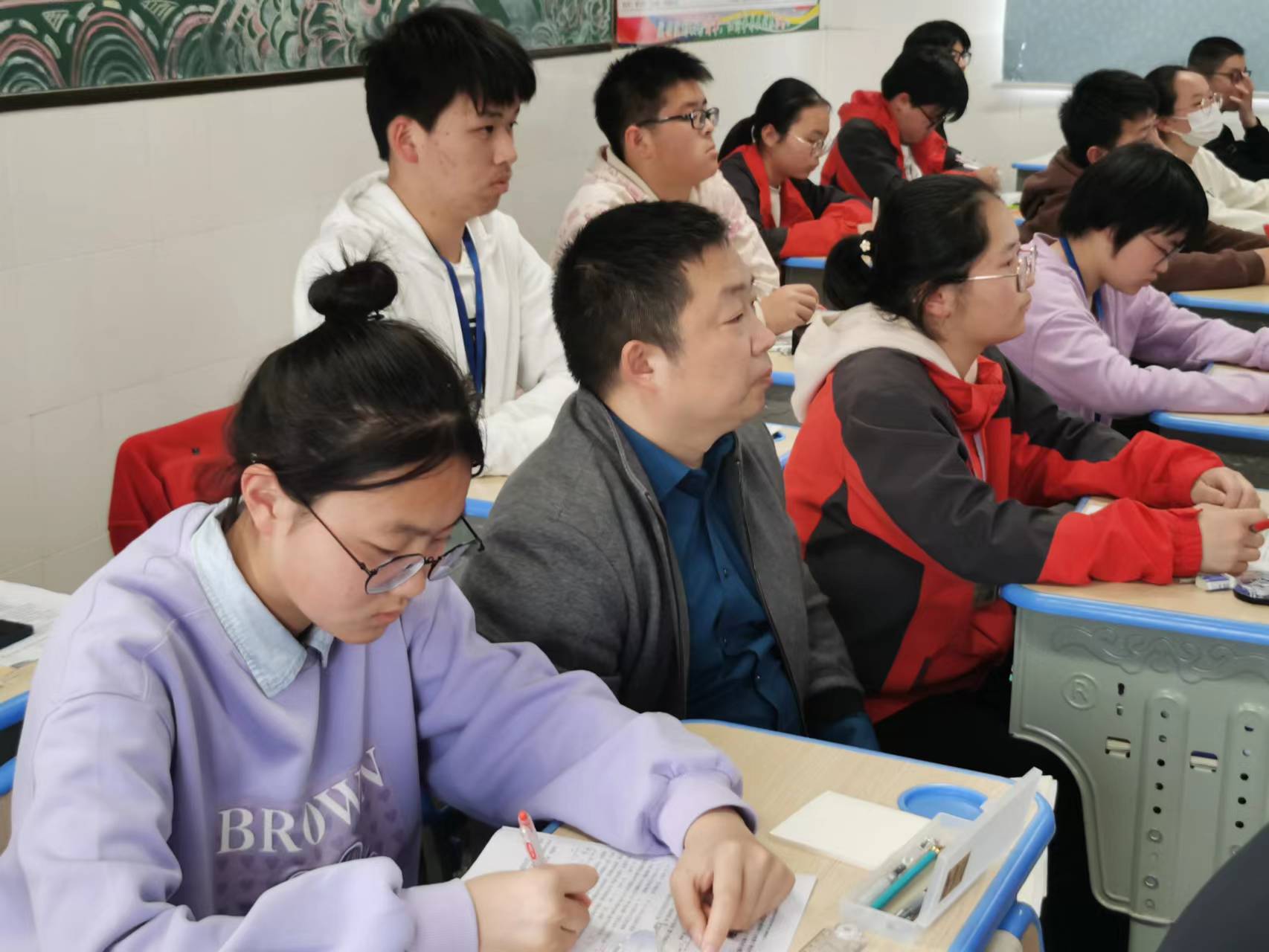 鐗㈣鍒濆績娼滃績鏁欎功鑲蹭汉,鐗㈣鑲蹭汉鍒濆績