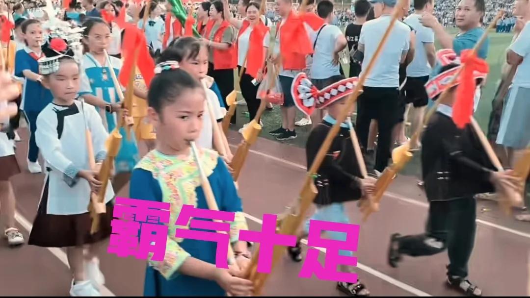 村超少数民族时装秀完整版,村超足球贵州民族秀