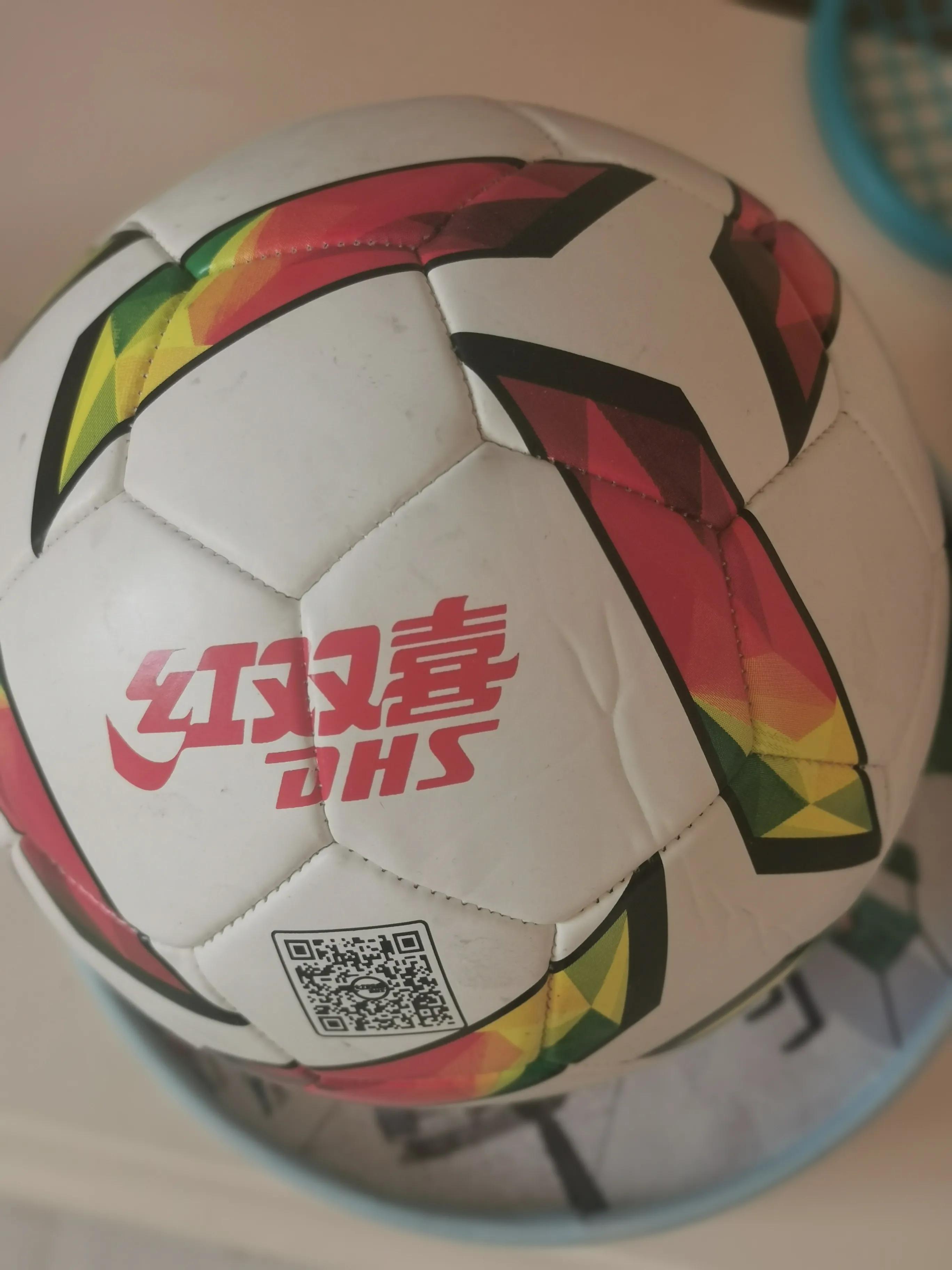 2022年买一千元足球能赢多少钱,中国男足历年身价