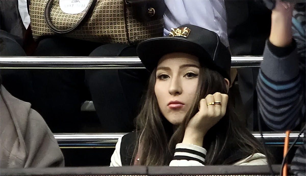 可兰白克台湾女友,可兰白克有过几个女朋友