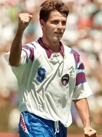 世界杯拉莫斯帽子戏法,世界杯决赛第一个帽子戏法贝利