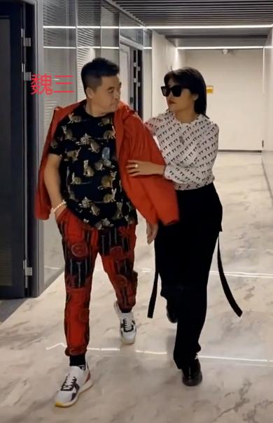 要翻天？张玉娇再曝赵本山猛料，关婷娜紧急表态，张玉娇连夜删除