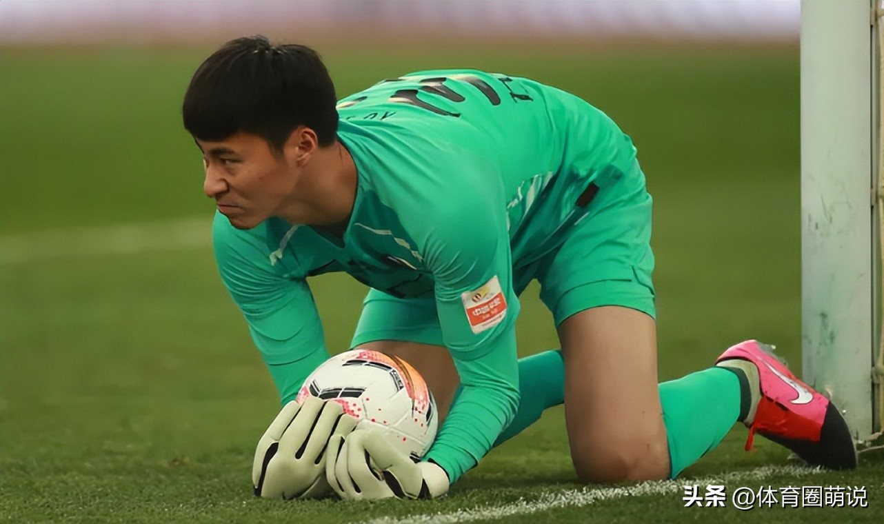 津门虎徐嘉敏扑救,天津津门虎守门员徐嘉敏