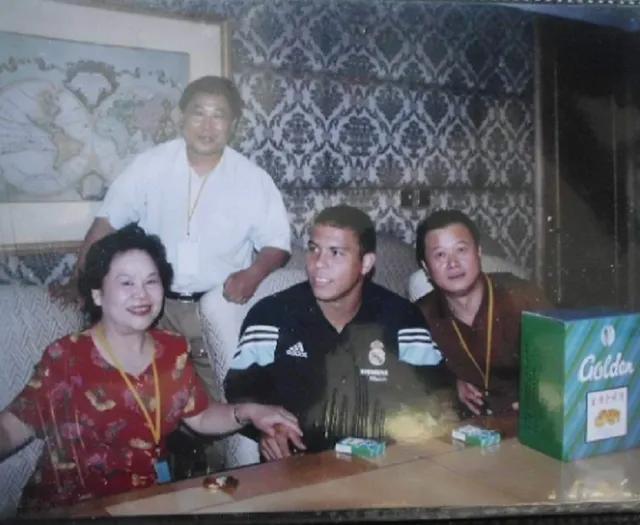 金嗓子骗罗纳尔多算不算诈骗,罗纳尔多与金嗓子喉宝有关系吗