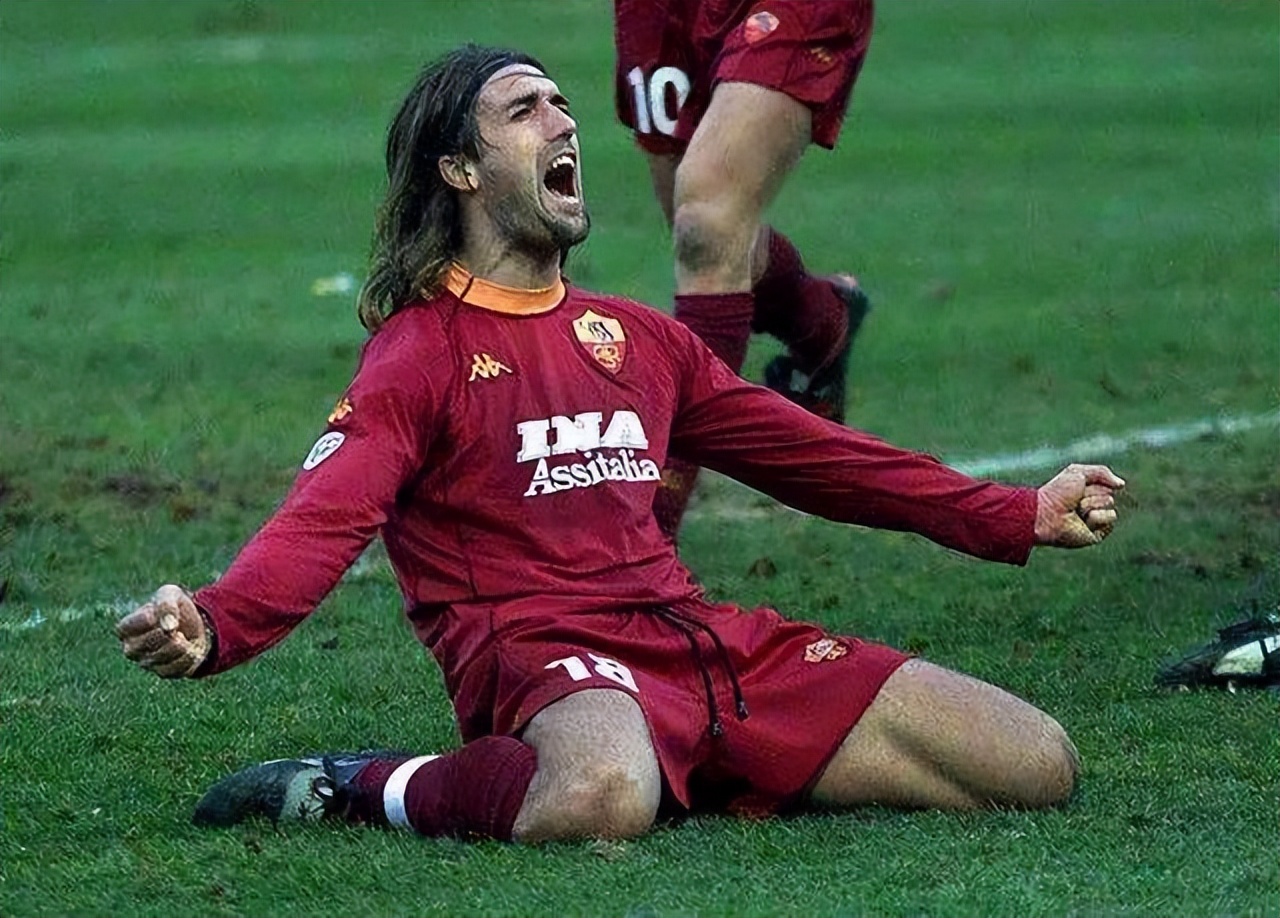 巴蒂斯图塔扛起阿根廷黑暗时刻,巴蒂斯图塔大战绿茵场