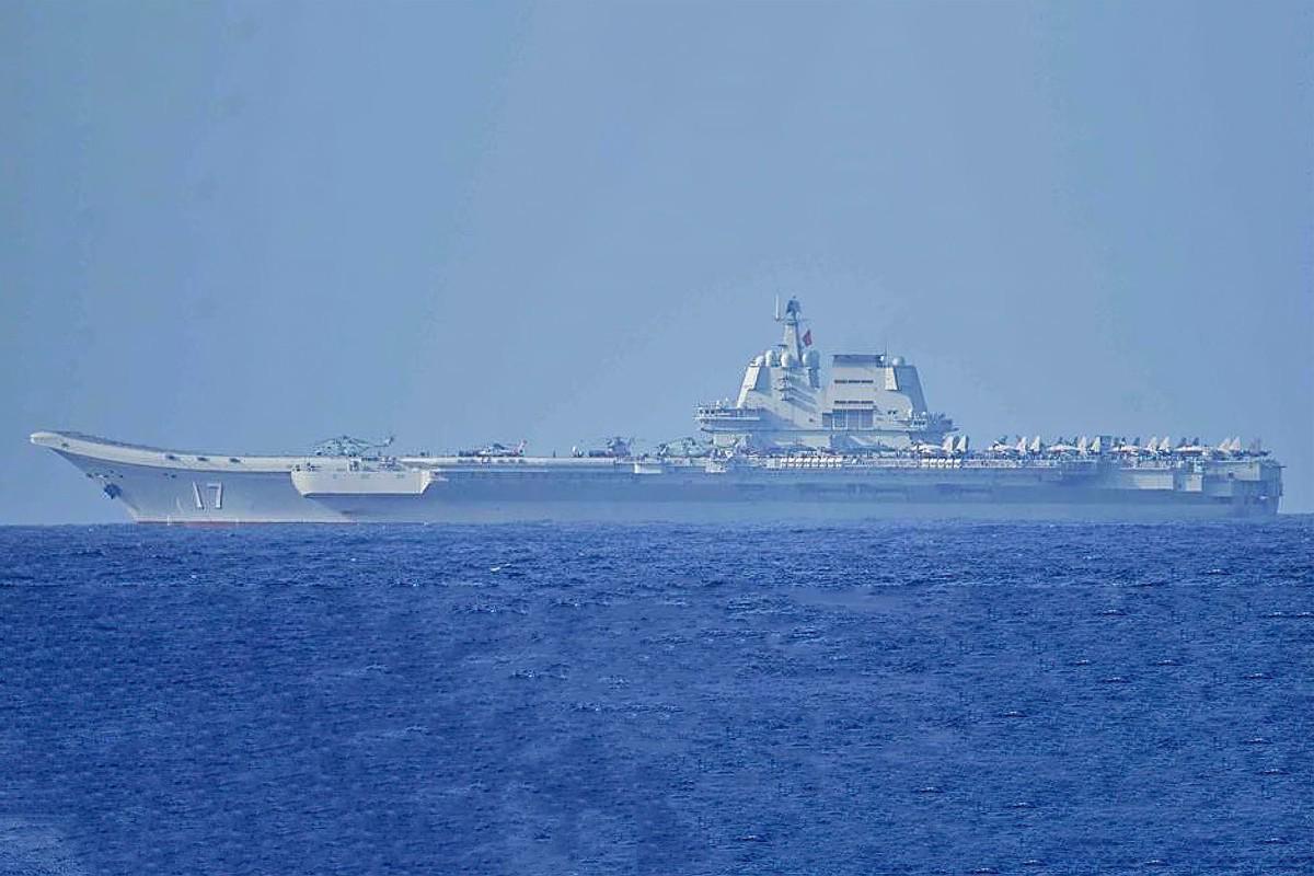 美航母三进南海，五角大楼反怪解放军“粗野”，央视透露重要信号