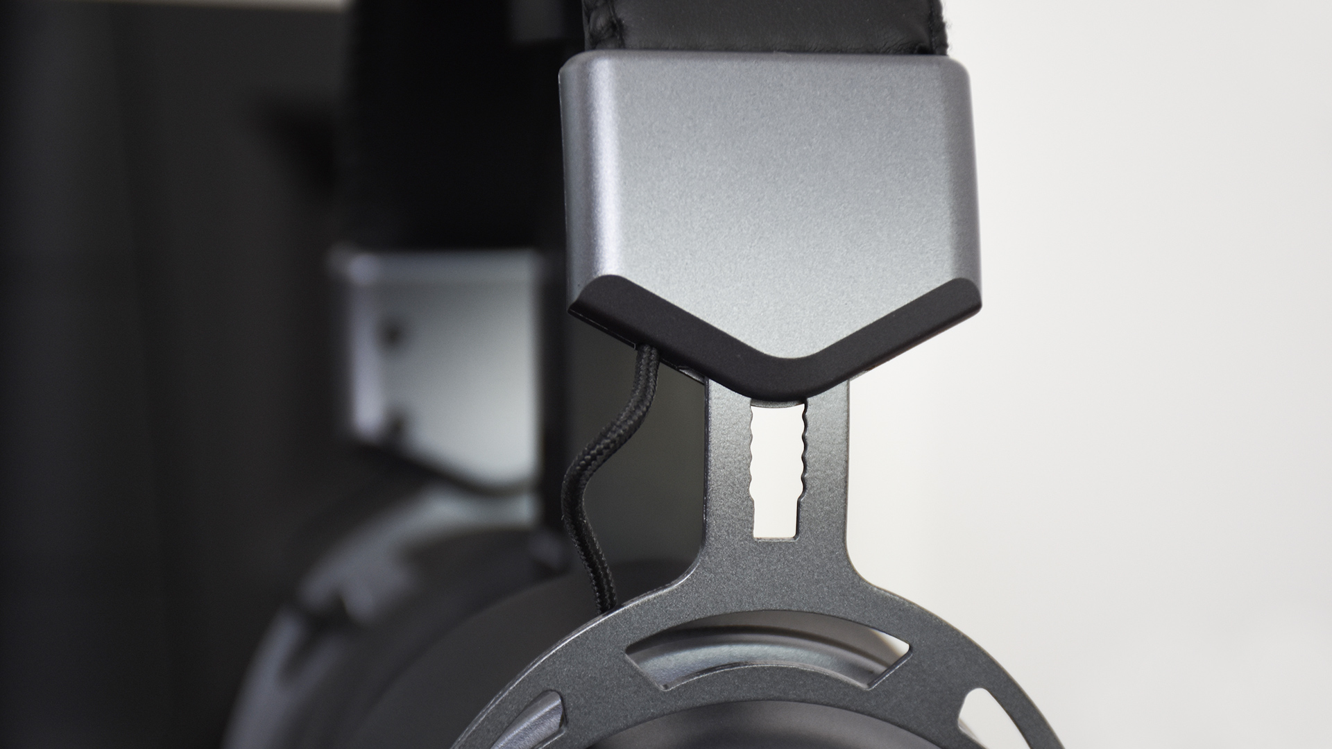 雷柏vh800连接手机,雷柏vh800耳机怎么充电