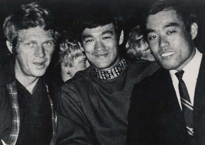 李小龙的情人后来嫁给谁了,李小龙莎朗法雷尔