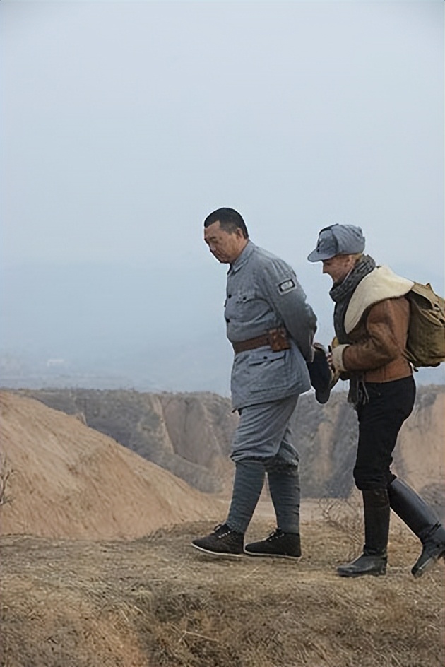 丁勇岱董勇宗利群,丁勇岱和董勇宗利群