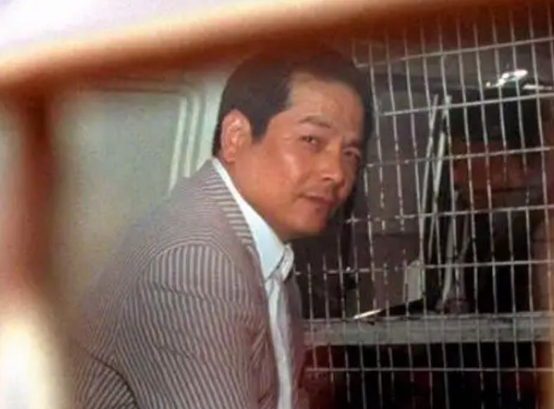 澳门黑帮老大崩牙驹出狱的场面,澳门黑帮崩牙驹现在情况