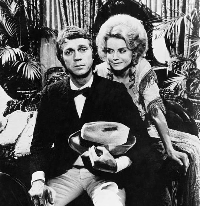 李小龙的情人后来嫁给谁了,李小龙莎朗法雷尔