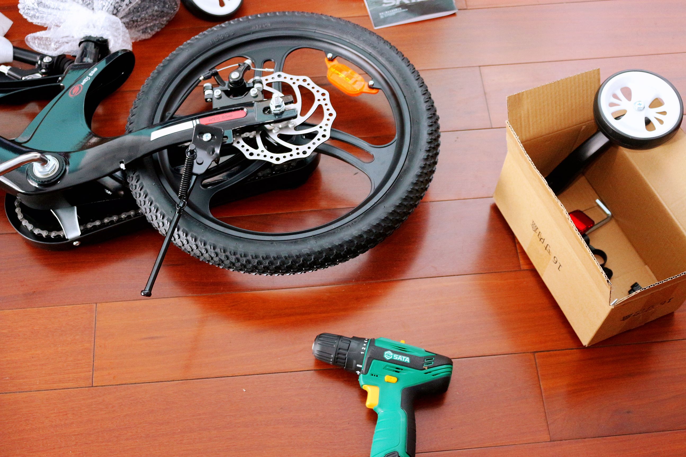 不是手工男家里是否需要备一把电钻？世达SATA电钻05806使用有感