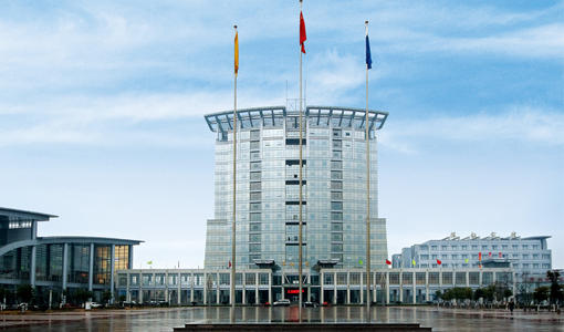 许家印登顶中国首富咋创业的,恒大许家印发家史