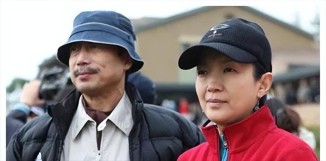 “孔子死了，耶稣永生”老戏骨夫妻仇视中国文化，狂捧西方上帝