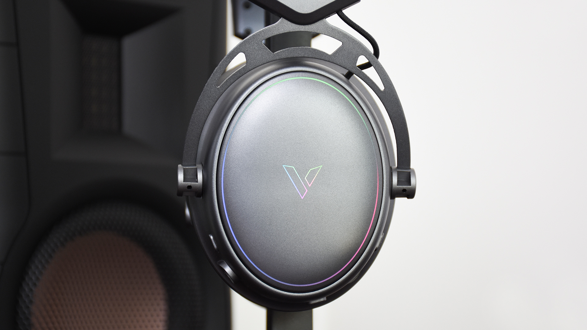 雷柏vh800连接手机,雷柏vh800耳机怎么充电