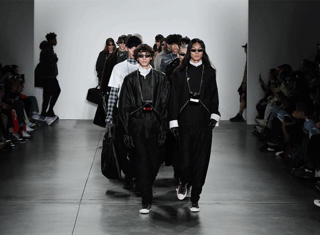 郭晶晶出席名流晚宴站c位,郭晶晶合照c位