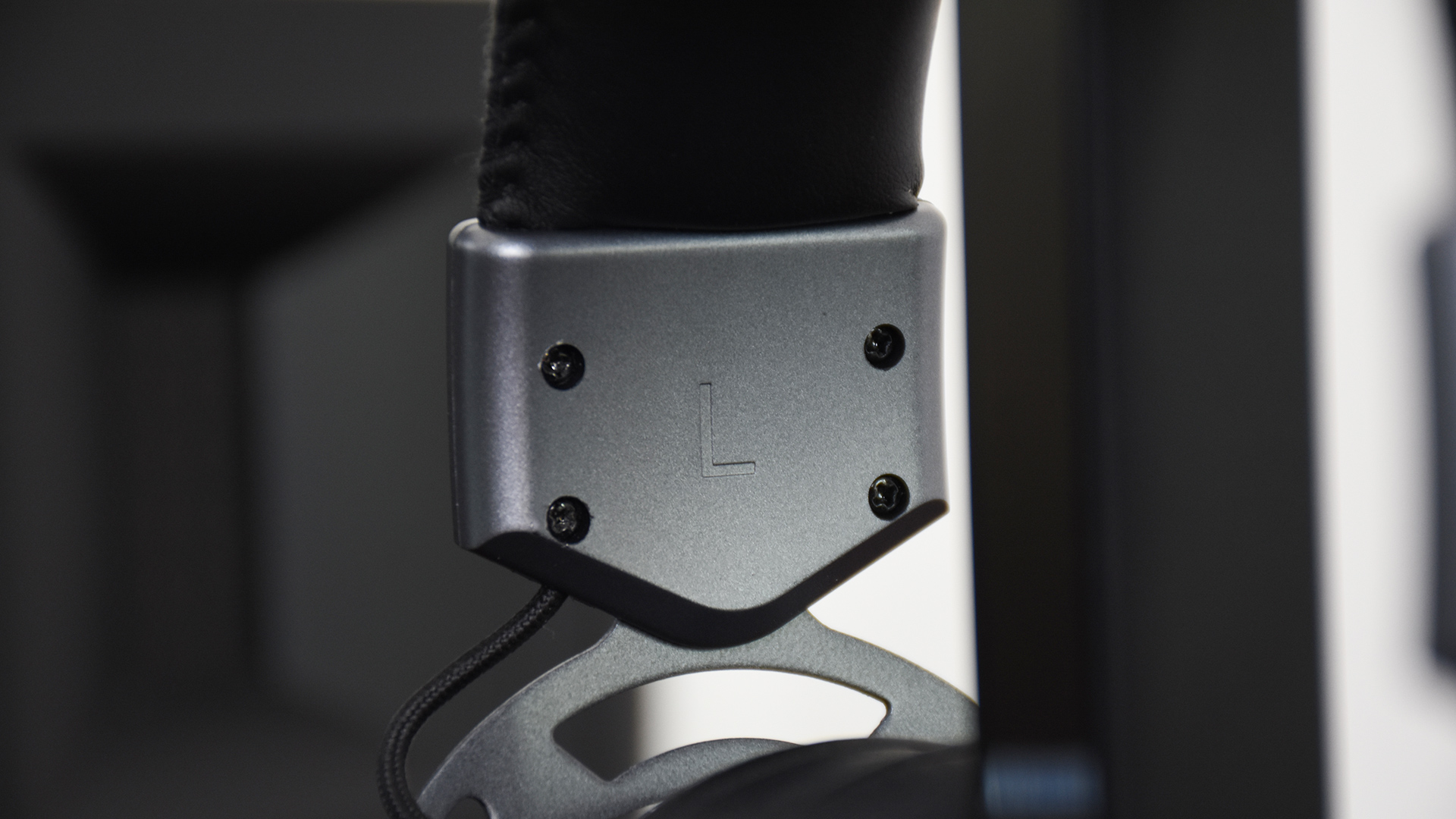 雷柏vh800连接手机,雷柏vh800耳机怎么充电