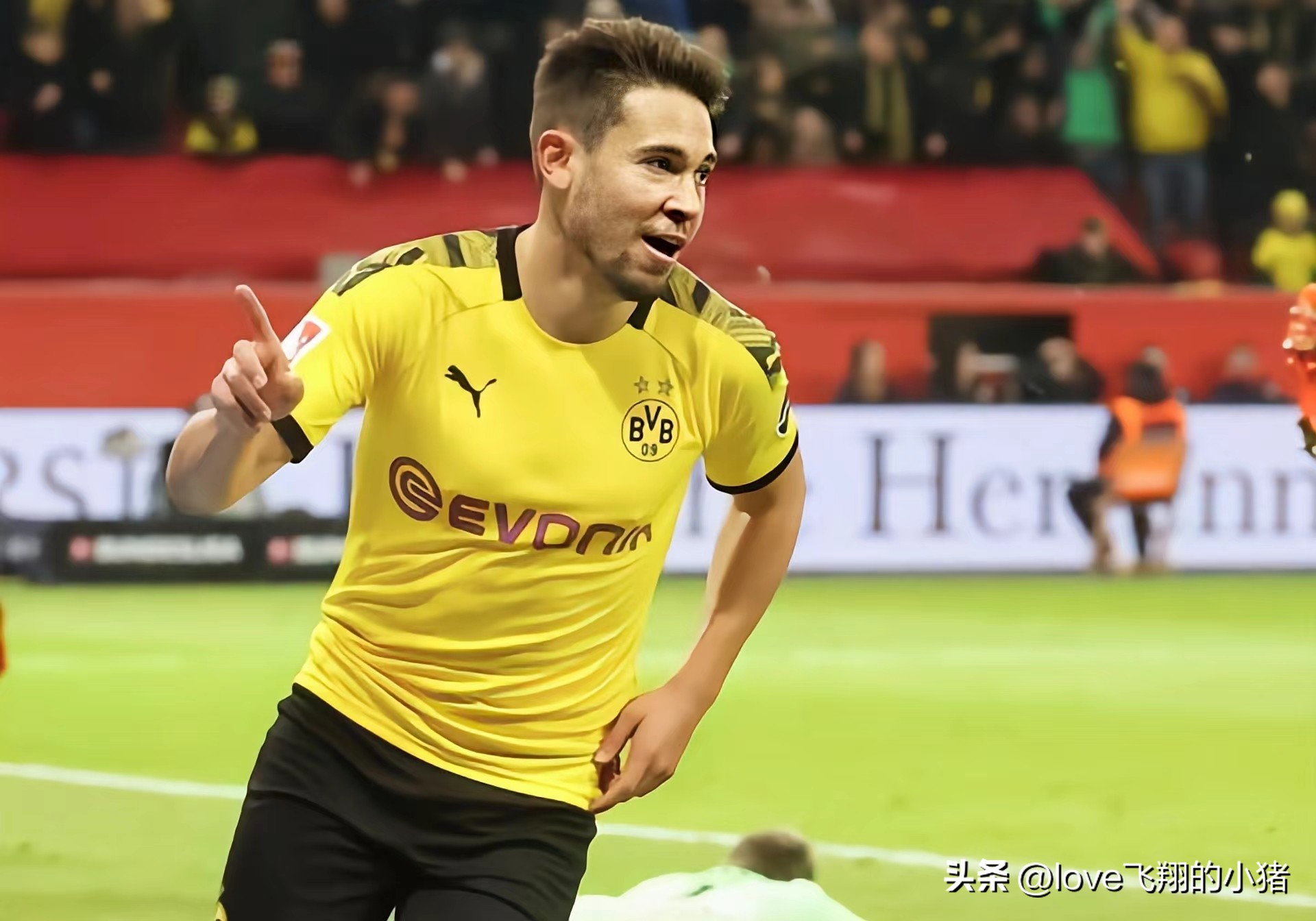 当今足坛十大左后卫,目前足坛最强后卫前十名