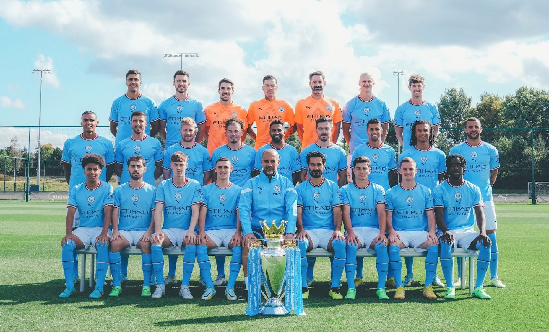 曼城首发阵容哈兰德会上场吗,哈兰德曼城首秀全过程