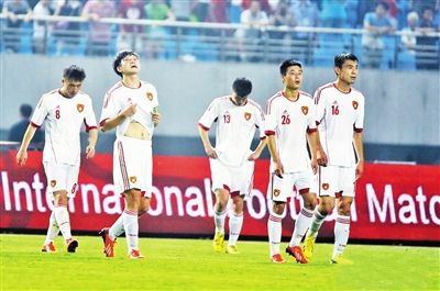 国足1-3败越南几点踢的,国足对越南赛后越南媒体评论