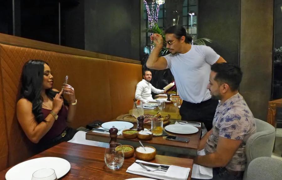 世界足联对撒盐哥调查,撒盐哥有国际足联颁发的证吗