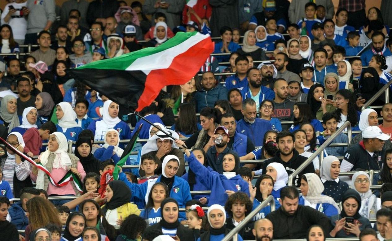 欧冠四强足球联赛,欧冠决赛鼓励身体对抗