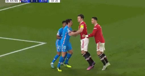 球场行为艺术,球场行为