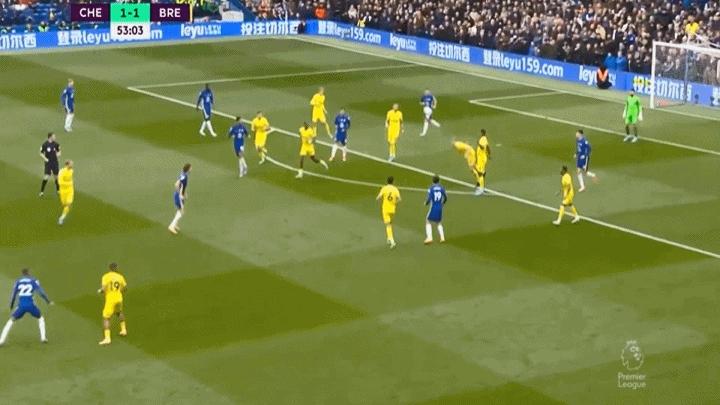 切尔西遭小蜜蜂强势逆转，爱神拒绝保护性跑位收获回归赛场首球