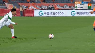 2024中超联赛第15轮青岛海牛对战,泰山2:1战胜三镇