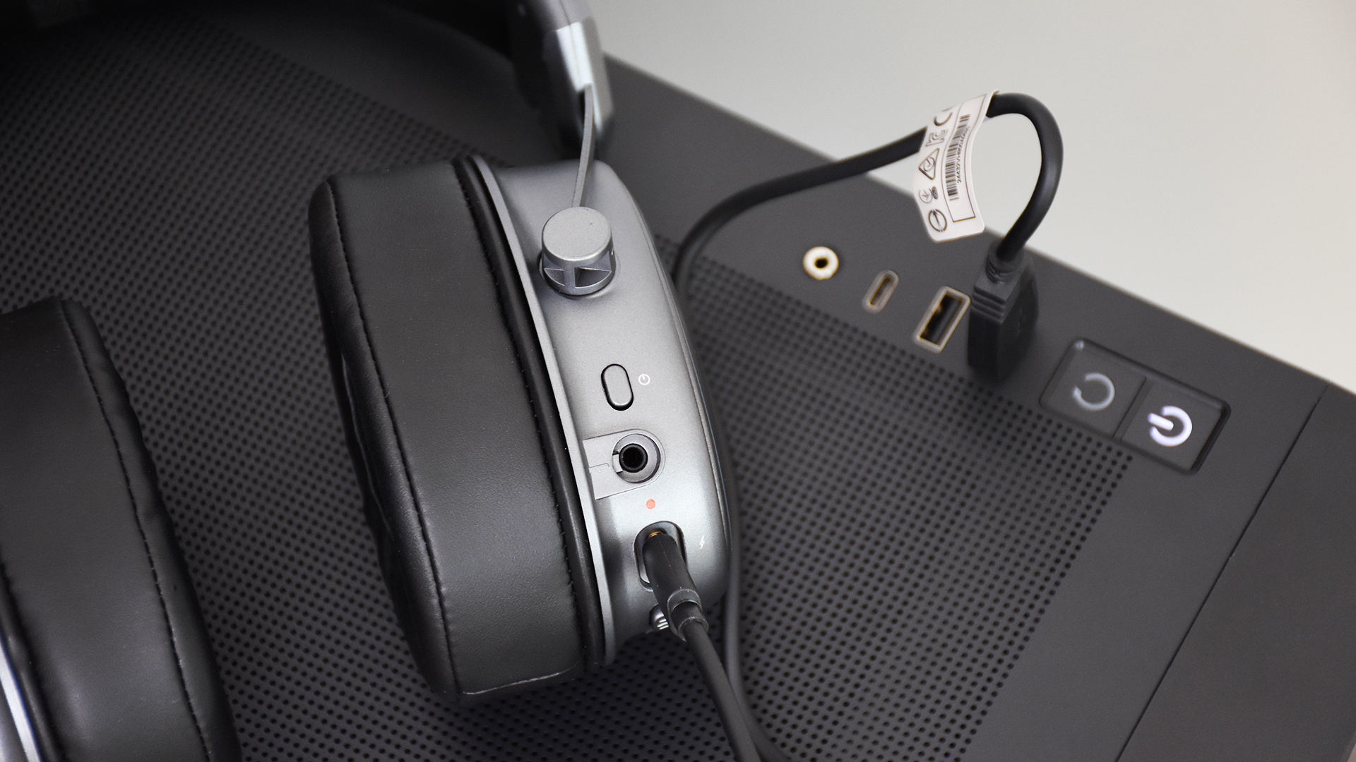 雷柏vh800连接手机,雷柏vh800耳机怎么充电