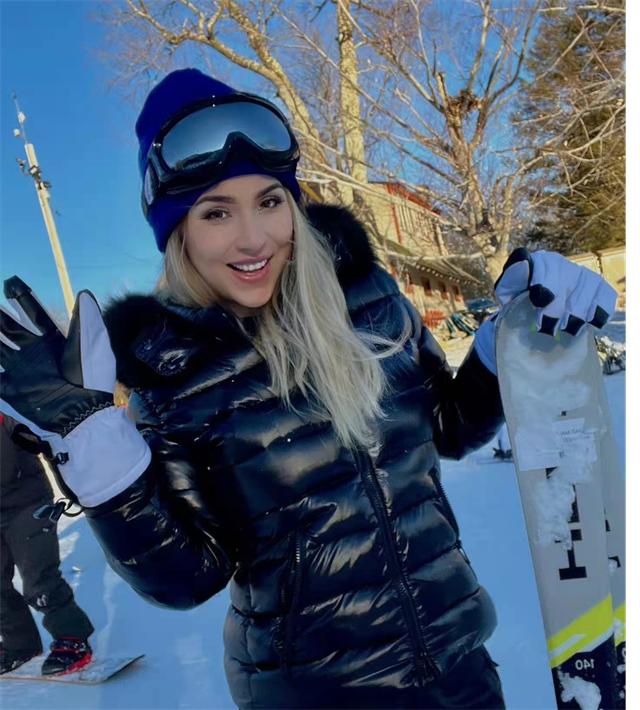 可兰白克台湾女友,可兰白克有过几个女朋友