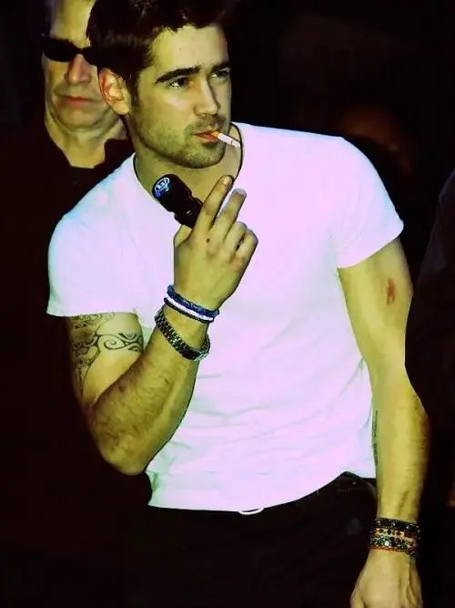 好莱坞新影帝爆红！27岁被骂吃软饭，46岁靠演技翻身…赢麻了