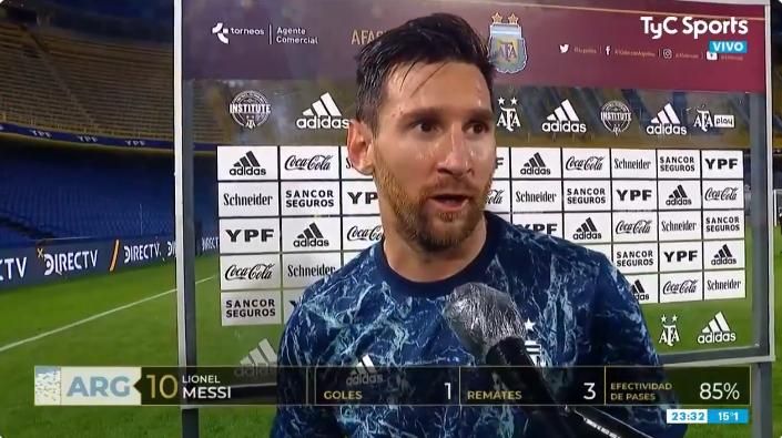 球王梅西凝望大力神杯,球王梅西樊振东