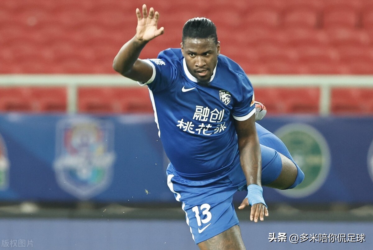 高畠勉成武汉三镇队视频,武汉三镇主教练高畠勉赛前发布会