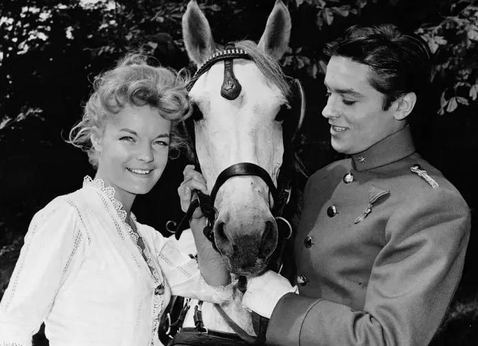 全球公认第一美男阿兰德龙,法兰西第一帅阿兰德龙