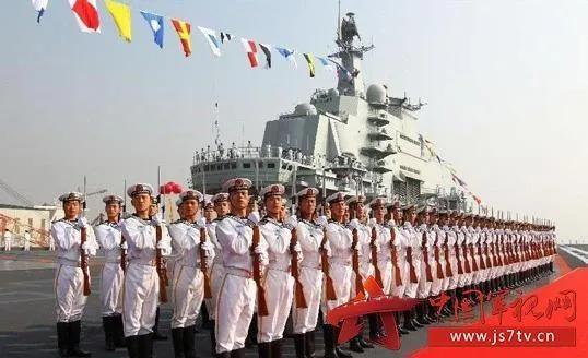 八一军旗颂高清图片,八一军旗颂朗读