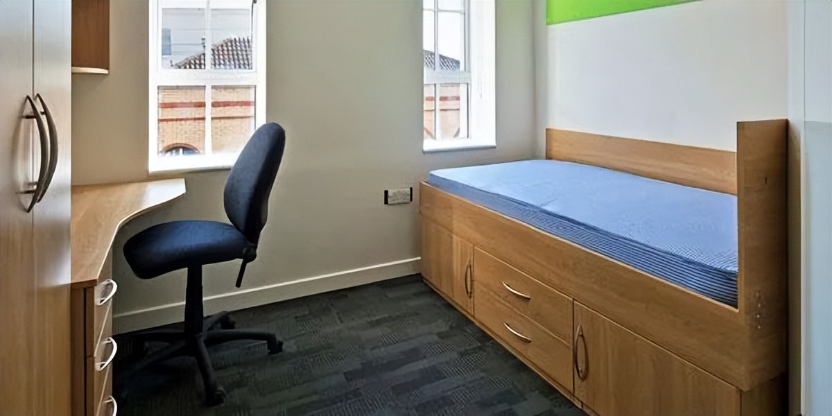 留学英国桑德兰大学排名,留学英国伦敦城市大学