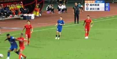 2024中超联赛第15轮青岛海牛对战,泰山2:1战胜三镇