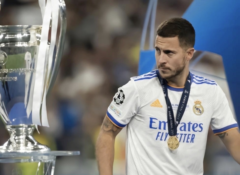 足坛欧冠夺冠庆祝时刻,皇马迎来姆巴佩再掀豪门风暴