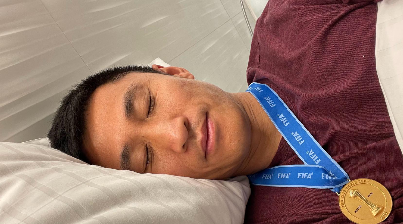 国内一级裁判被抓，戴上*铐手**！曝李铁5月结束关押，人民日报定性