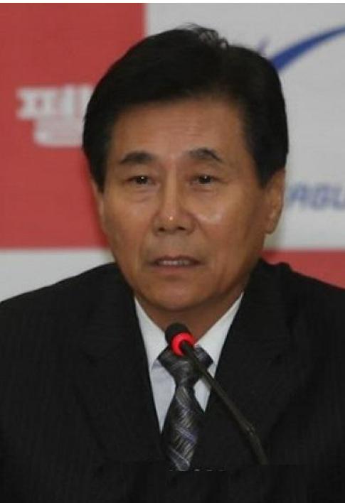 2018中超主帅下课第一人确定,鲁能泰山官宣冬季第一人