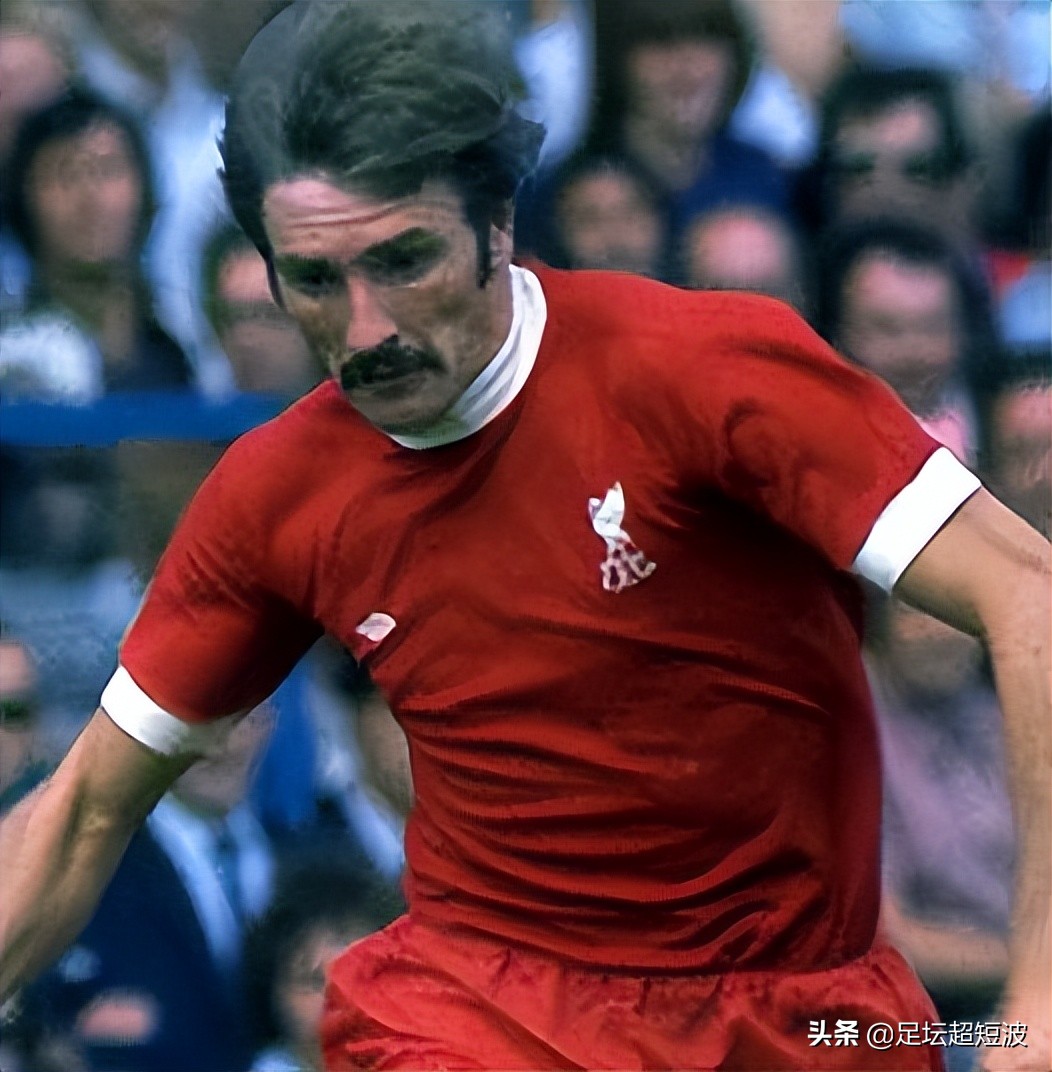 利物浦球迷评价队史球星,英媒评利物浦逆转巴萨