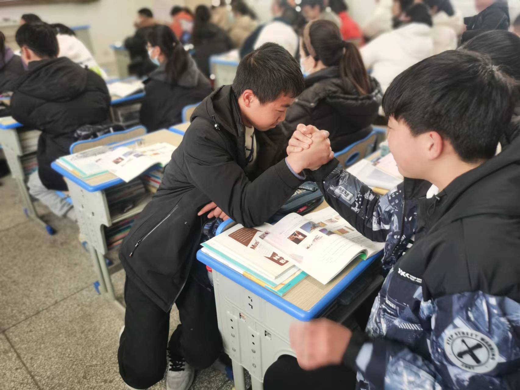 鐗㈣鍒濆績娼滃績鏁欎功鑲蹭汉,鐗㈣鑲蹭汉鍒濆績