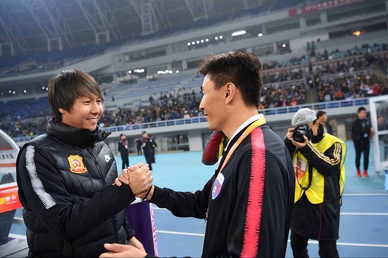 李玮锋谈足球小将,李玮锋谈梅西