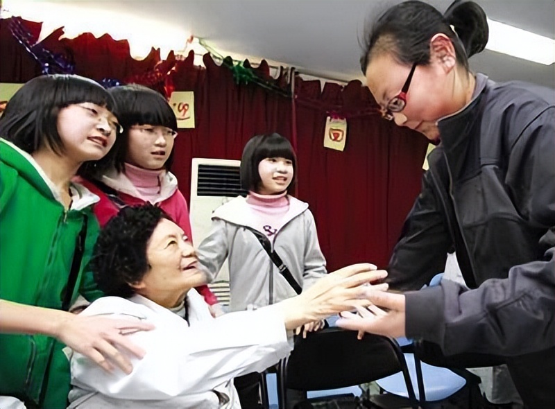 第一例试管婴儿郑萌珠,大陆第一例试管婴儿郑萌珠