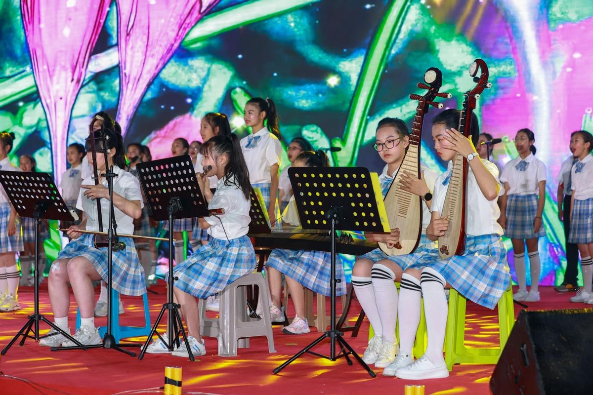 鎴愰兘涓冧腑绀惧洟娲诲姩,鎴愰兘涓冧腑绀惧洟