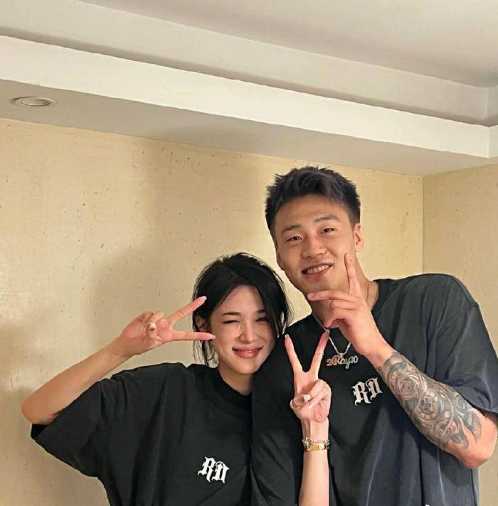 王哲林百亿身家,王哲林赵睿最新视频